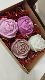 ROSE CANDLE - Image 2