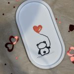 TRAY OVAL “BE MINE”